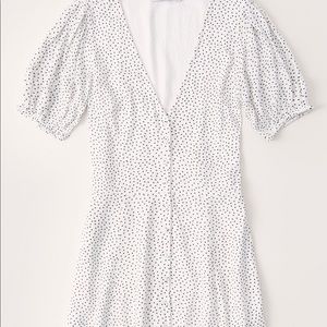 NWT Abercrombie puff sleeve button front mini dres